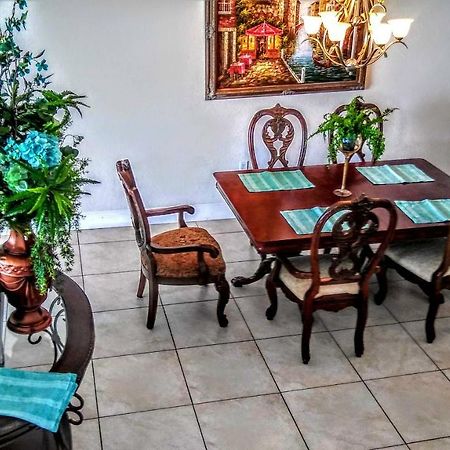 Mediterranean Three Story Beach Townhouse St. Pete Beach Esterno foto
