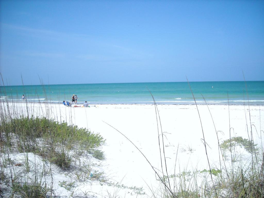 Mediterranean Three Story Beach Townhouse St. Pete Beach Esterno foto