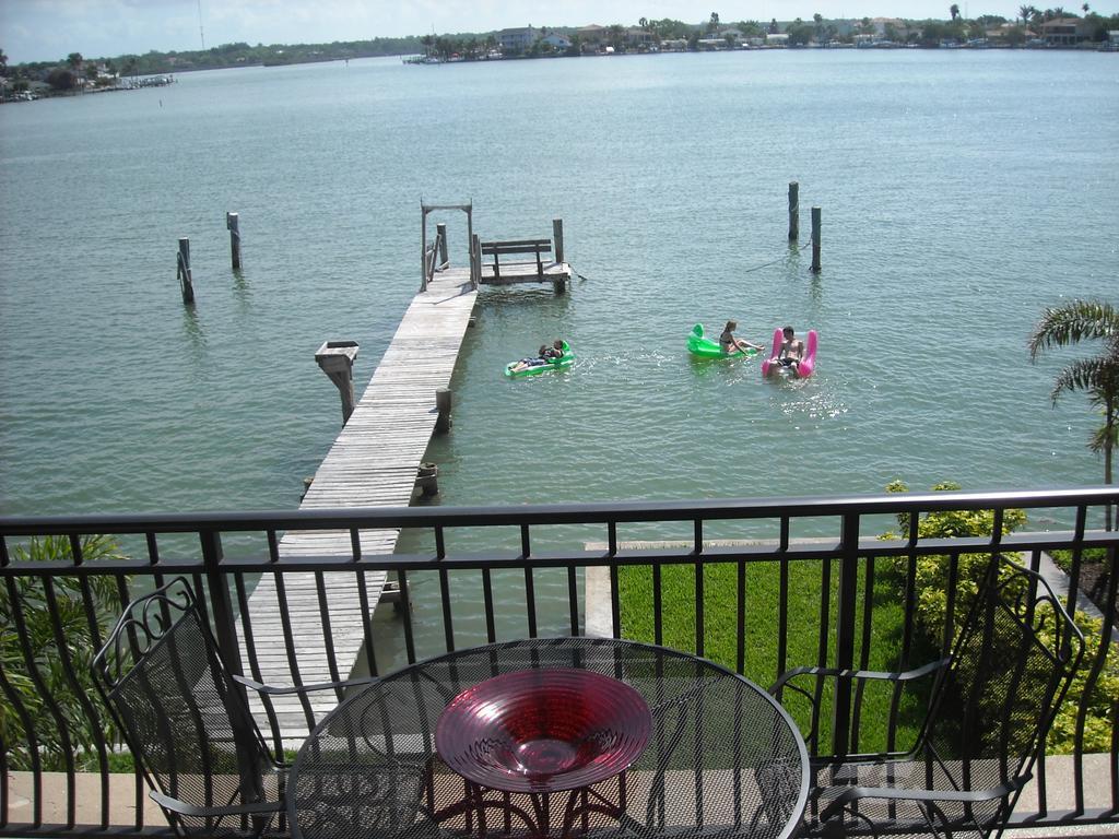 Mediterranean Three Story Beach Townhouse St. Pete Beach Esterno foto