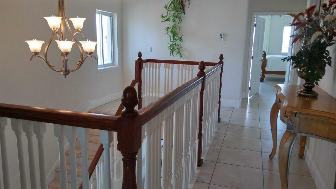 Mediterranean Three Story Beach Townhouse St. Pete Beach Esterno foto